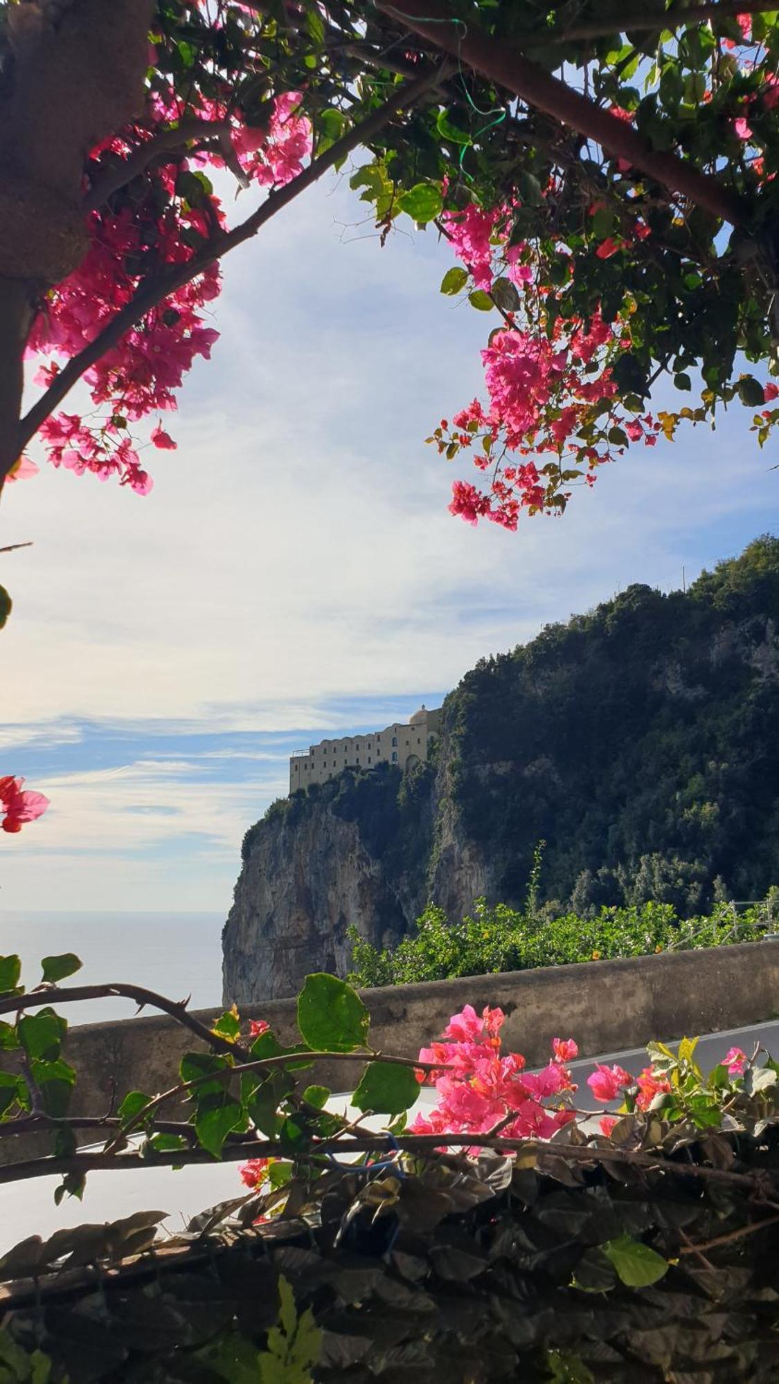 Villa Grace Amalfi Seaview ภายนอก รูปภาพ