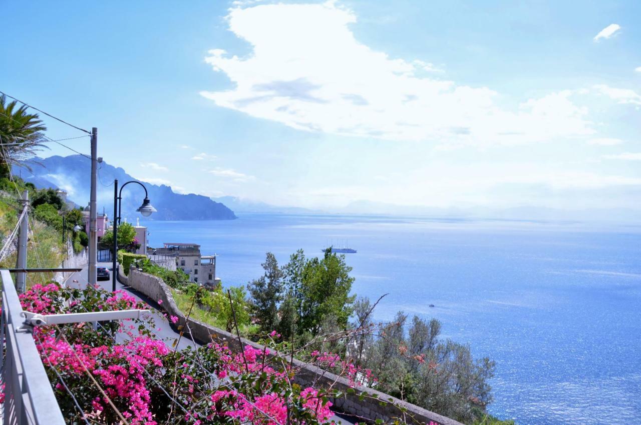 Villa Grace Amalfi Seaview ภายนอก รูปภาพ
